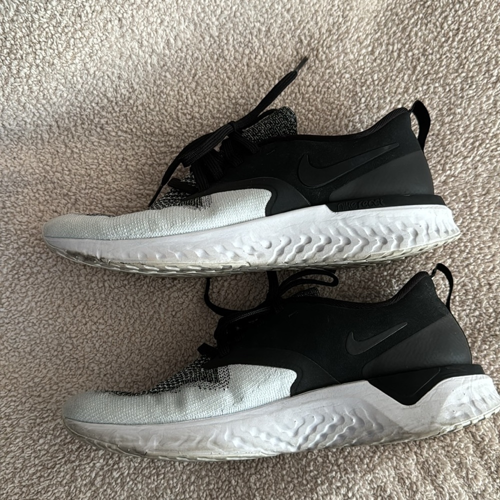 Nike Odyssey React 2 Flyknit - image 3